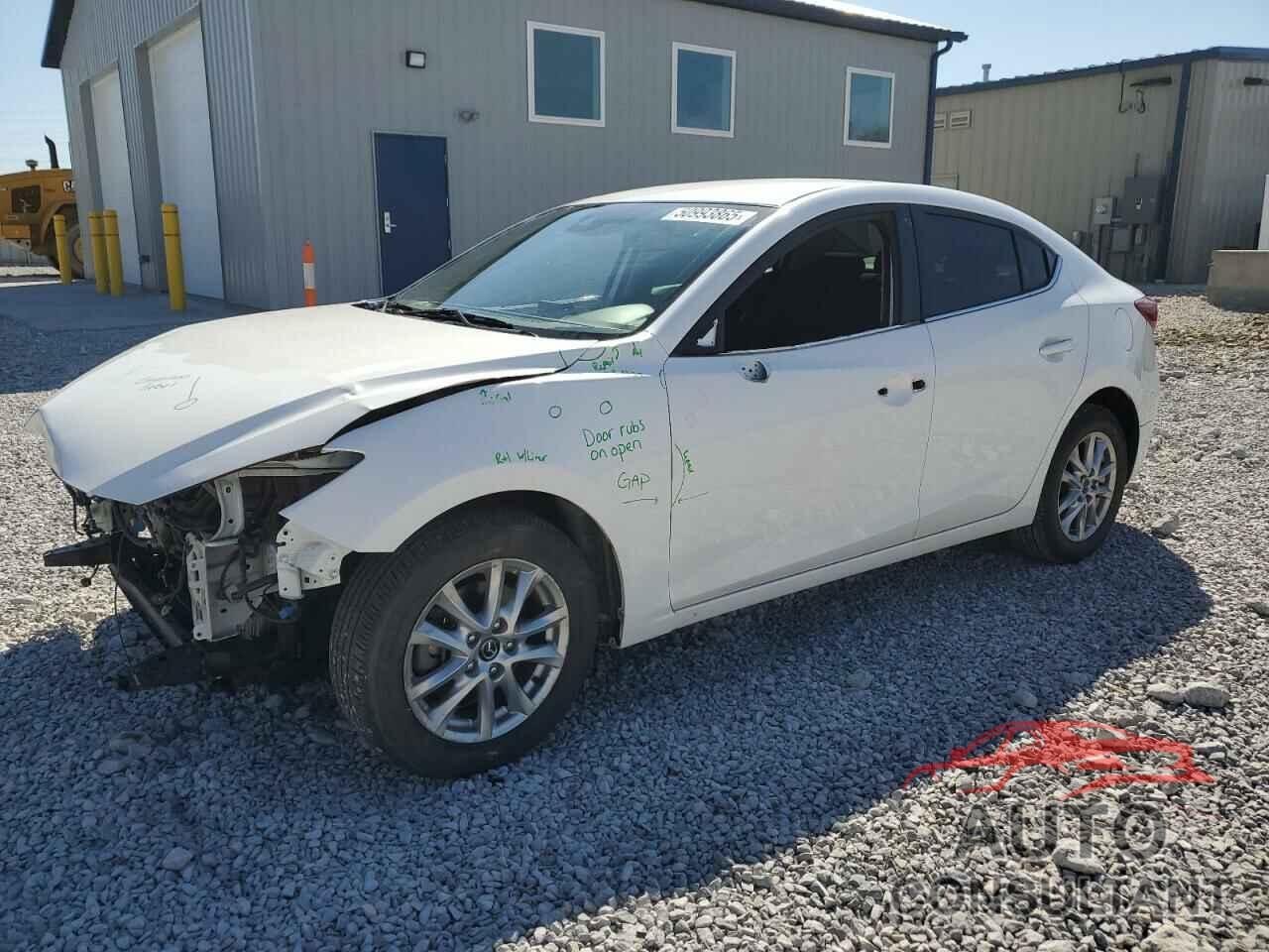 MAZDA 3 2018 - 3MZBN1U73JM188418