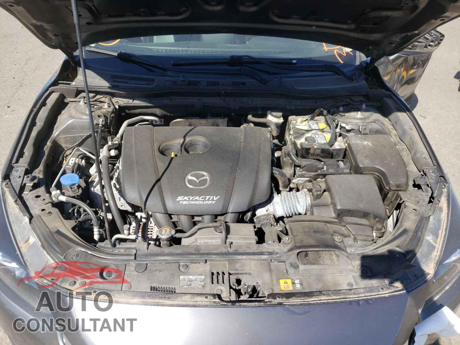 MAZDA 3 2017 - 3MZBN1L70HM125532