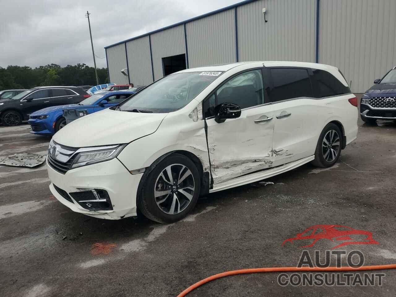 HONDA ODYSSEY 2018 - 5FNRL6H98JB033383