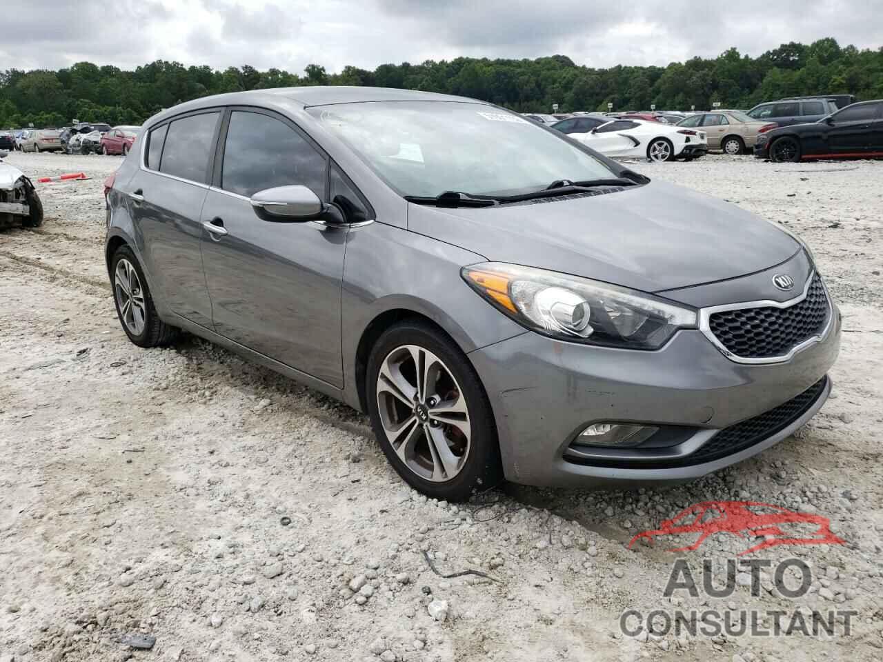 KIA FORTE 2016 - KNAFX5A8XG5588684