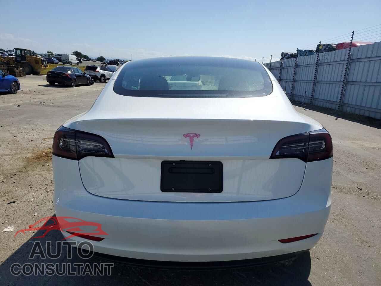 TESLA MODEL 3 2023 - 5YJ3E1EA3PF419073