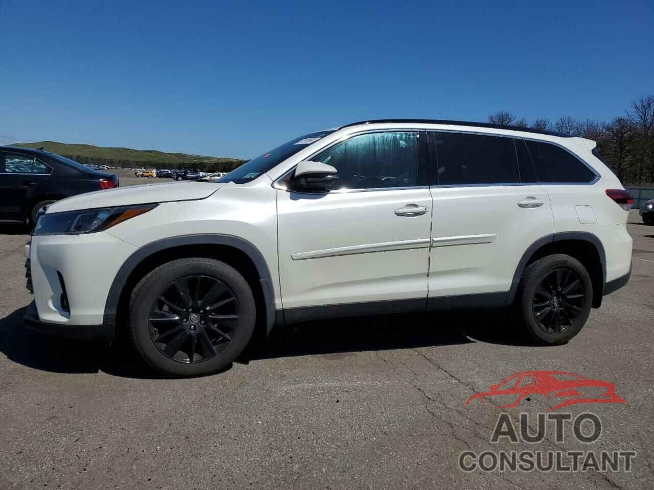 TOYOTA HIGHLANDER 2019 - 5TDJZRFH8KS623202