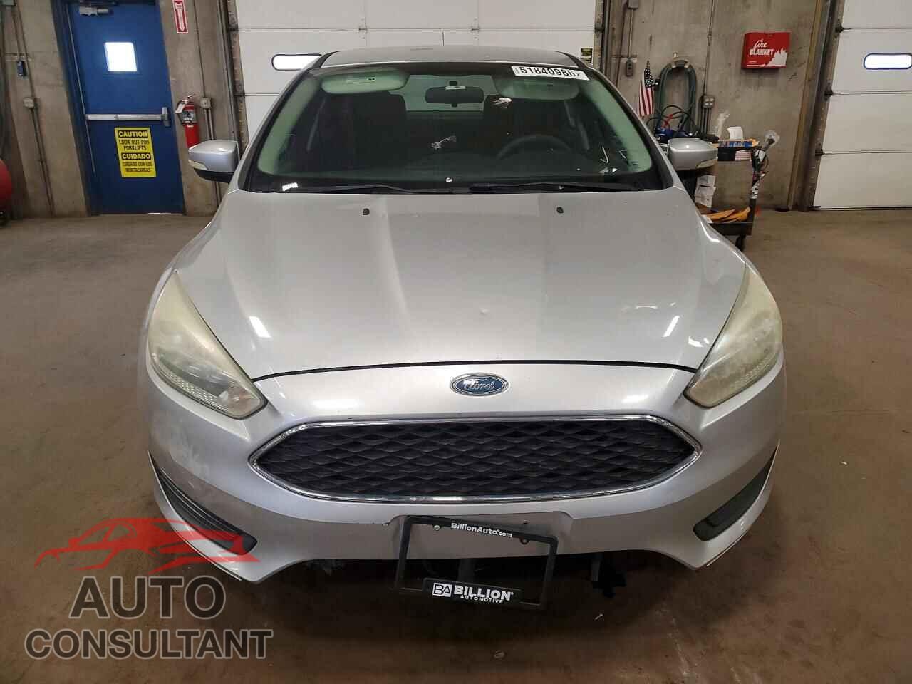 FORD FOCUS 2015 - 1FADP3F25FL347800