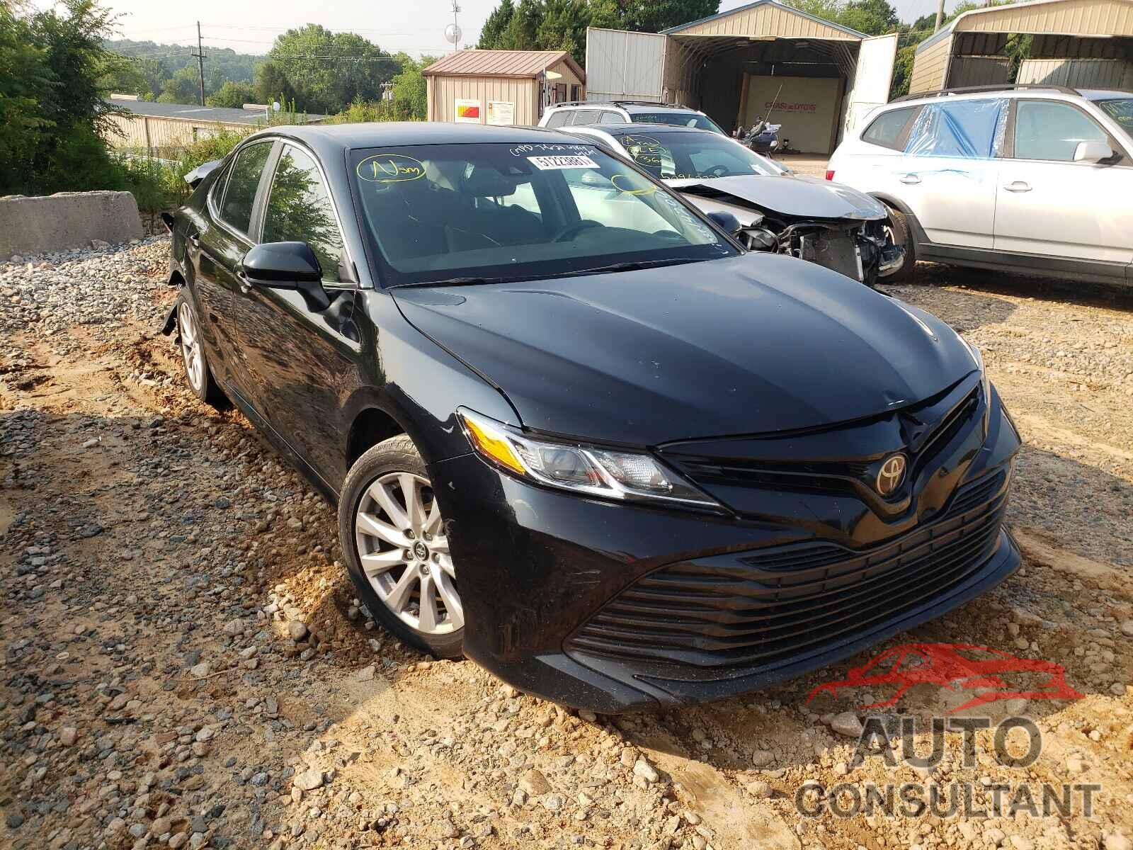 TOYOTA CAMRY 2018 - 4T1B11HK5JU142044