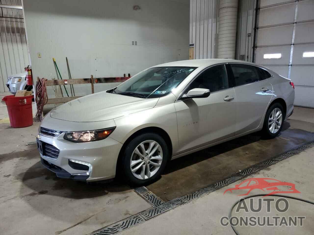 CHEVROLET MALIBU 2016 - 1G1ZE5ST7GF266564