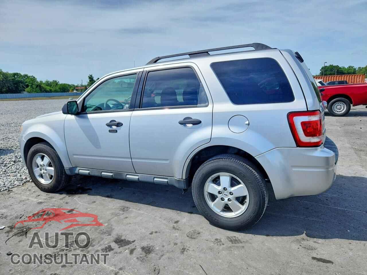 FORD ESCAPE 2011 - 1FMCU9D79BKC05302