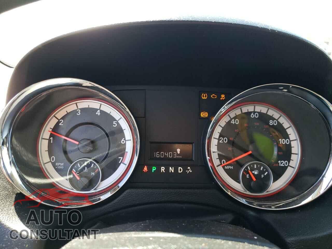 DODGE CARAVAN 2011 - 2D4RN4DG5BR768141