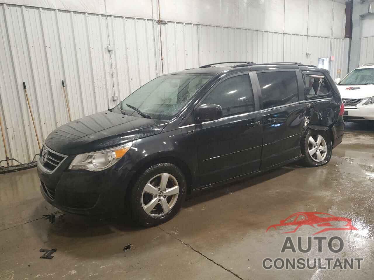 VOLKSWAGEN ROUTAN 2009 - 2V8HW54X49R595416