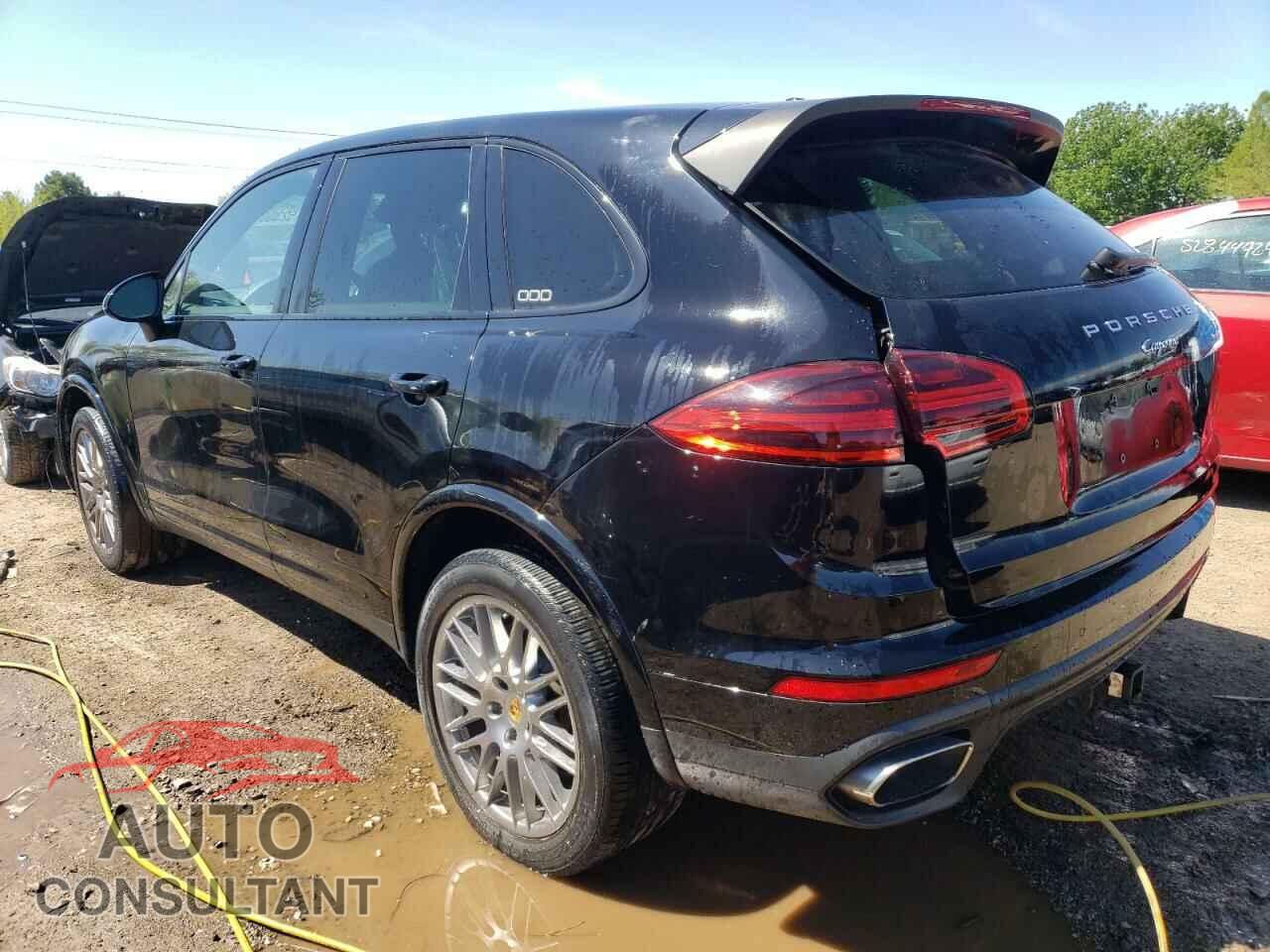 PORSCHE CAYENNE 2017 - WP1AA2A28HKA80417