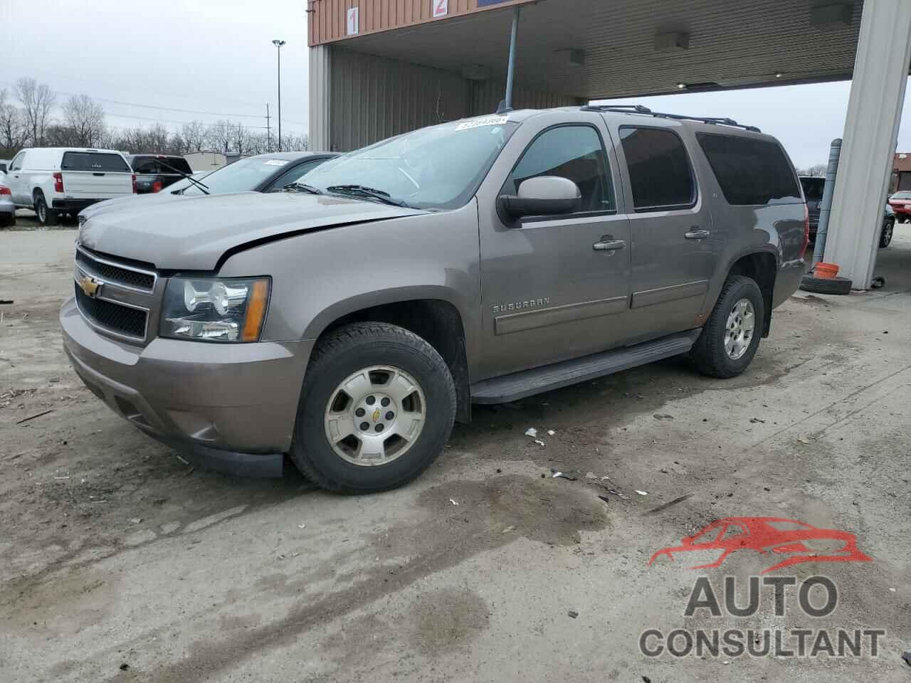 CHEVROLET SUBURBAN 2013 - 1GNSKJE72DR242862