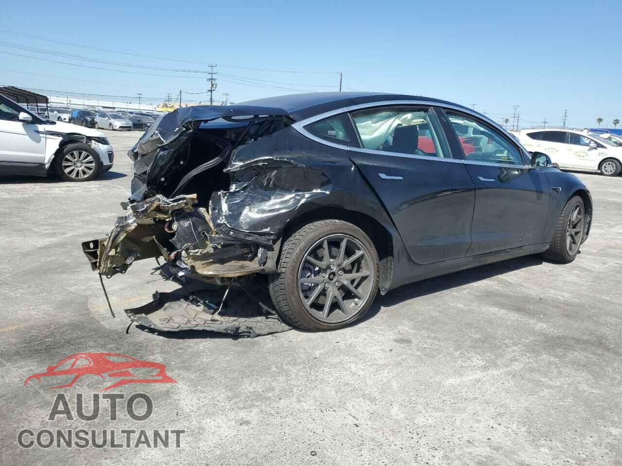 TESLA MODEL 3 2018 - 5YJ3E1EA0JF171839
