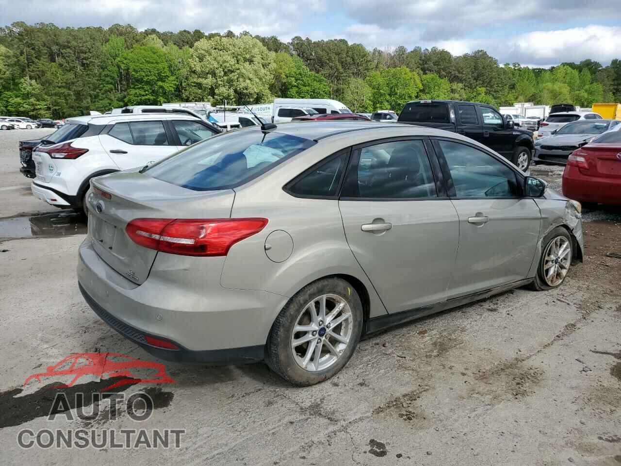 FORD FOCUS 2015 - 1FADP3F25FL350342