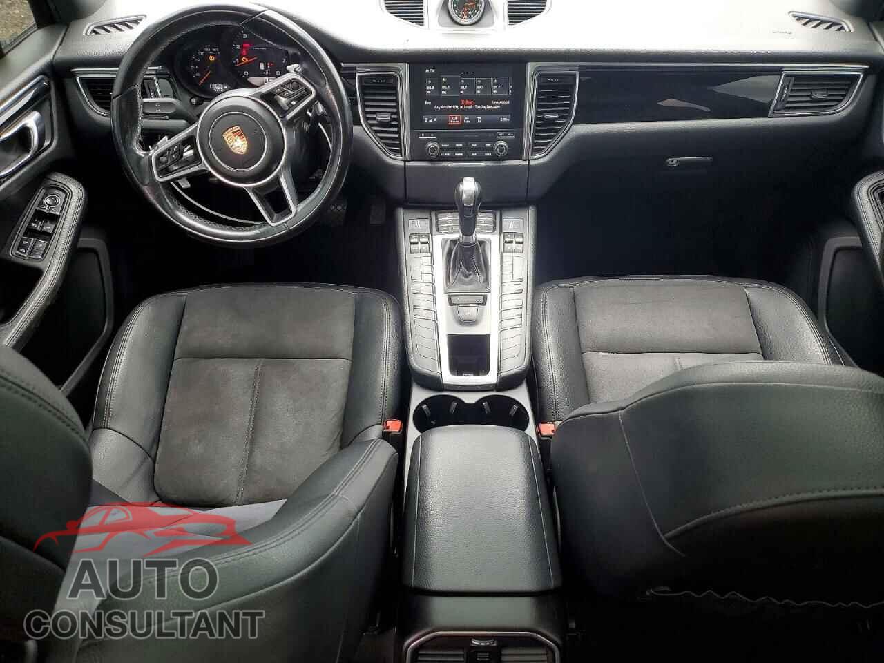 PORSCHE MACAN 2017 - WP1AA2A52HLB01766