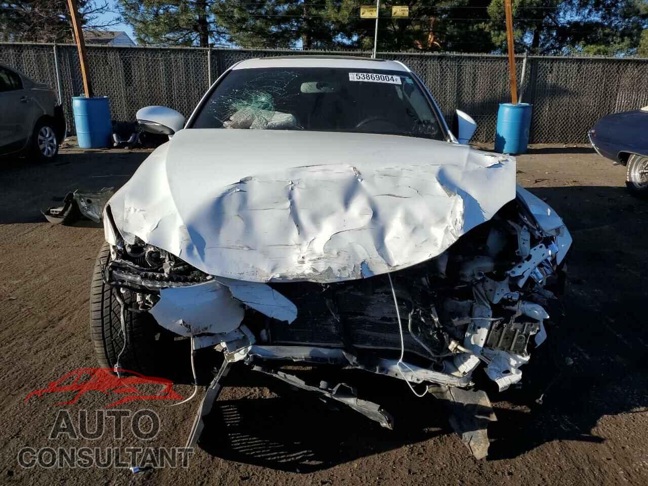 LEXUS IS 2016 - JTHCM1D21G5007571