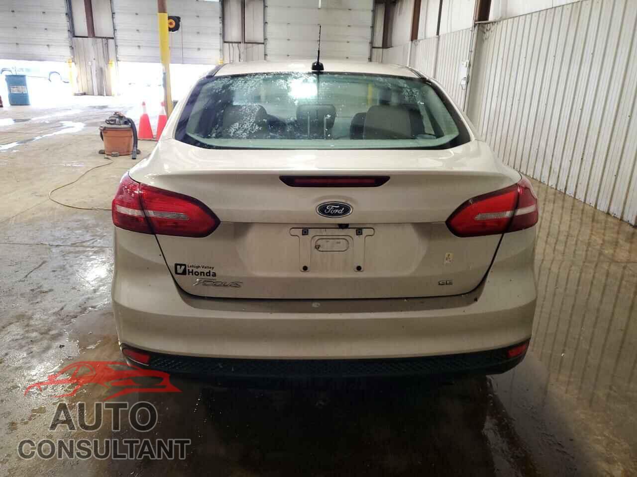 FORD FOCUS 2017 - 1FADP3F29HL316858
