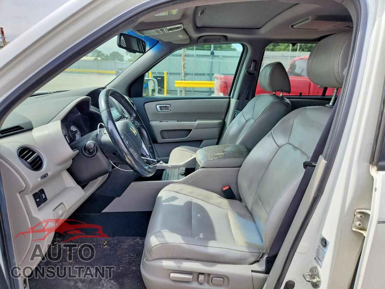 HONDA PILOT 2012 - 5FNYF3H9XCB018002
