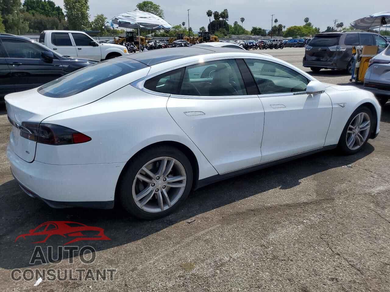 TESLA MODEL S 2014 - 5YJSA1S15EFP30383
