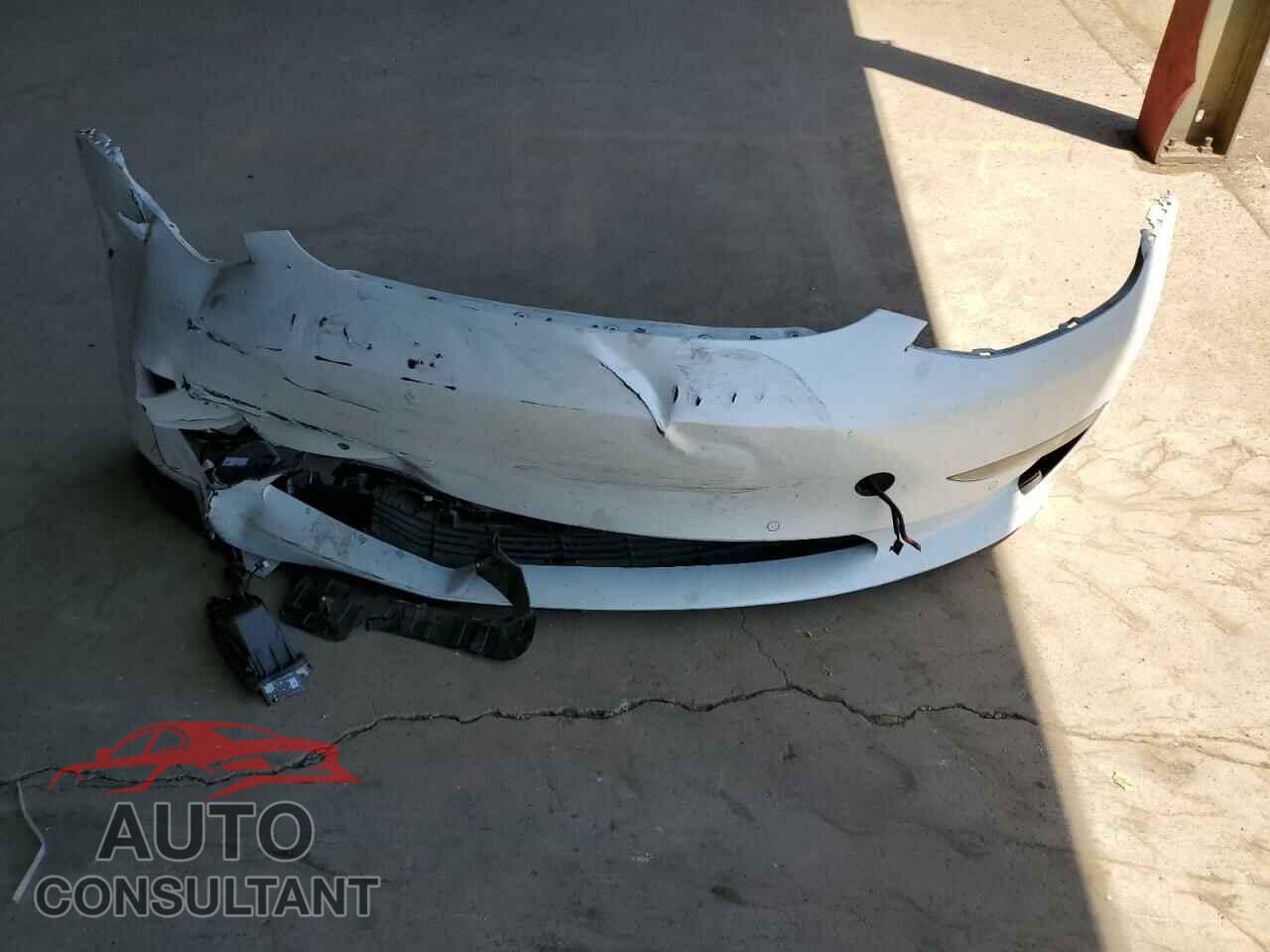 TESLA MODEL 3 2019 - 5YJ3E1EB2KF512667