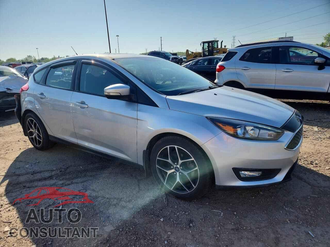 FORD FOCUS 2017 - 1FADP3M24HL210109