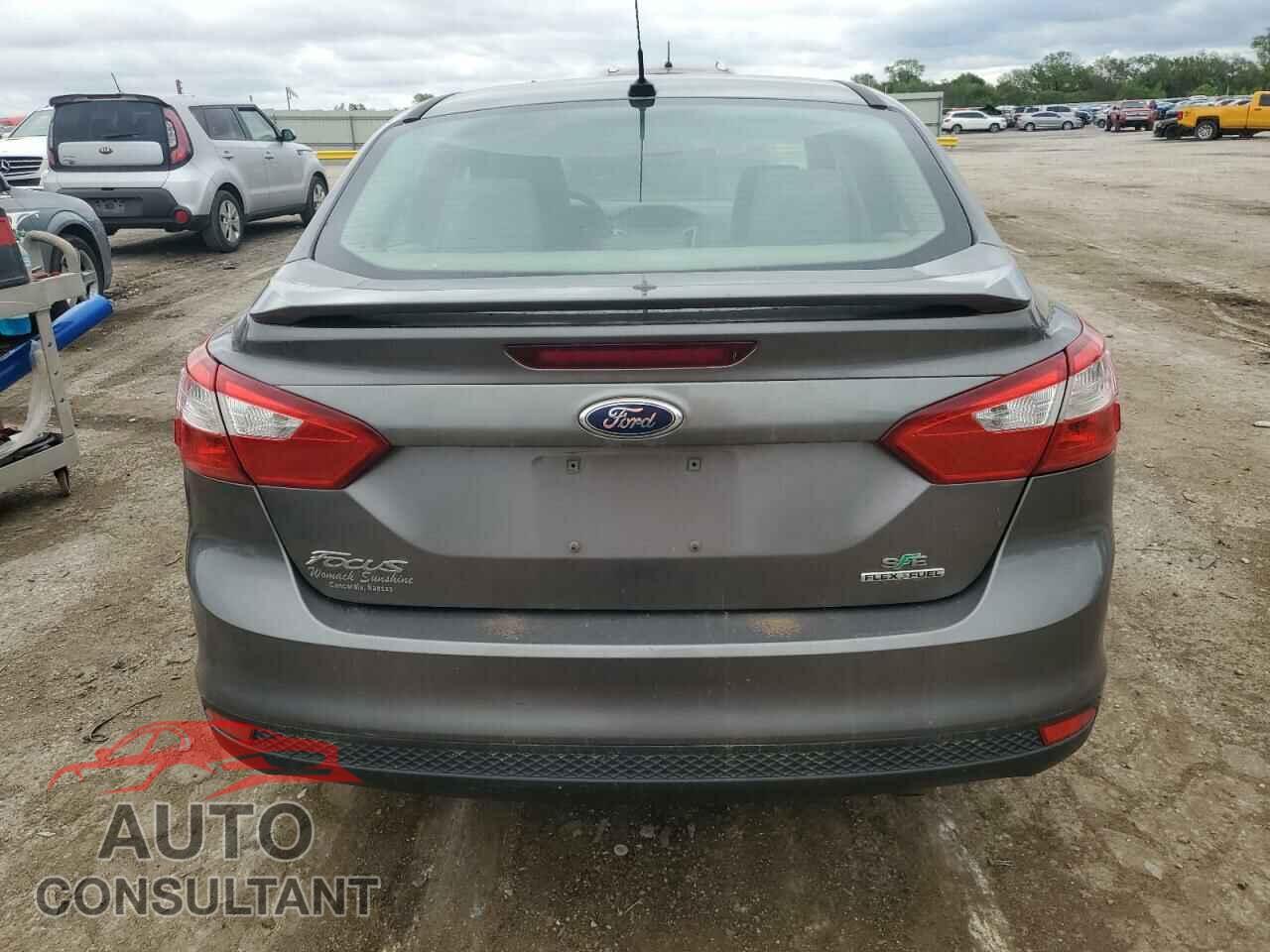 FORD FOCUS 2014 - 1FADP3F23EL199676