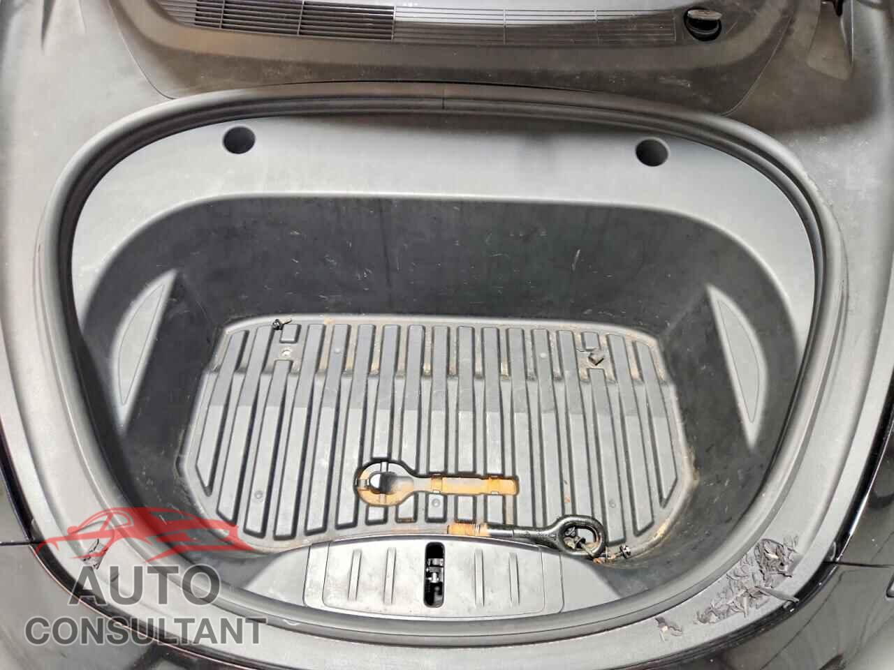 TESLA MODEL 3 2022 - 5YJ3E1EA3NF371457