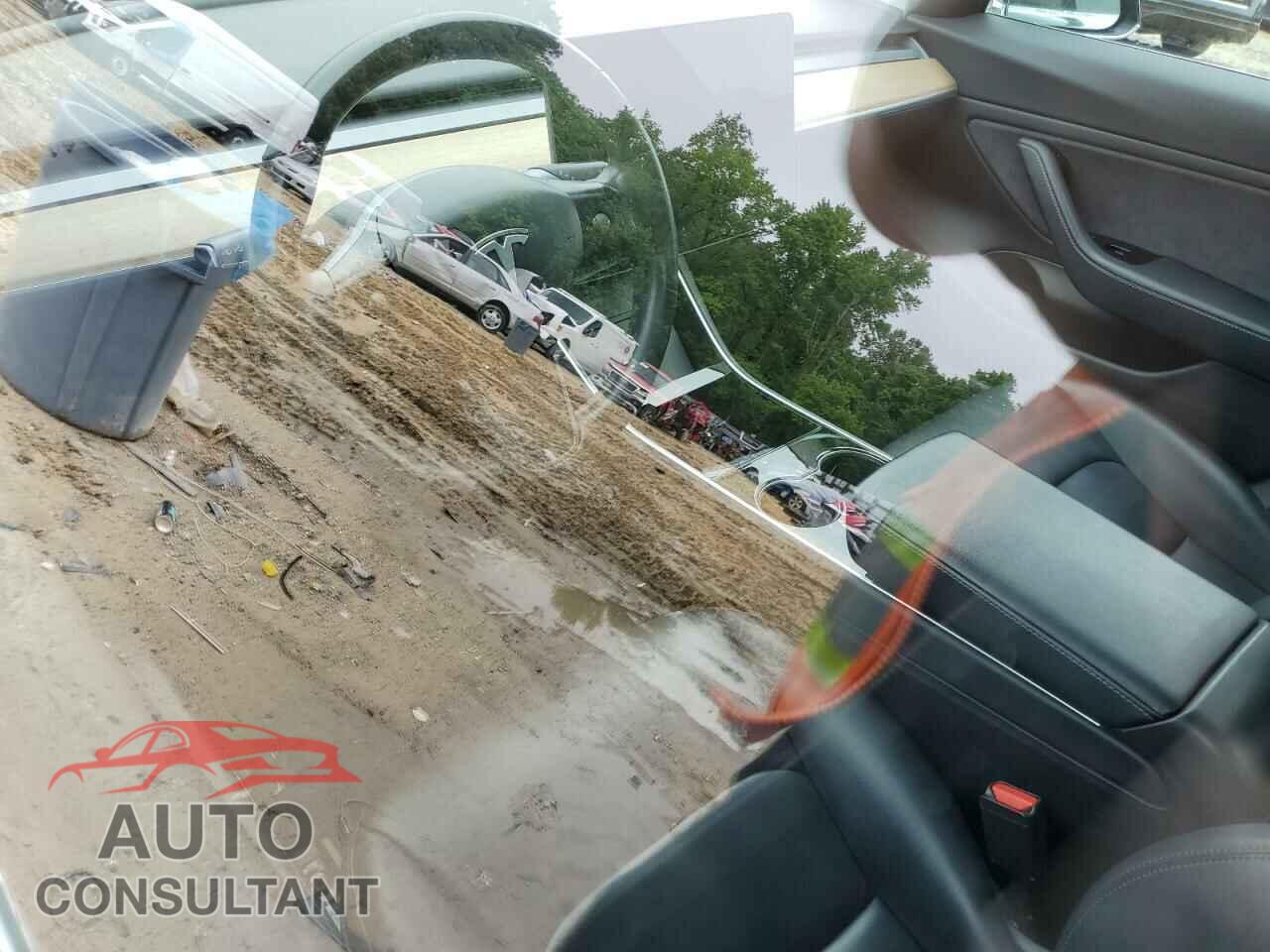 TESLA MODEL 3 2018 - 5YJ3E1EA0JF028048