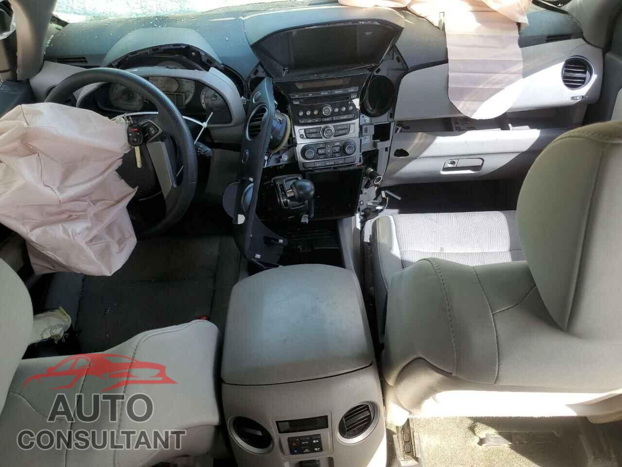 HONDA PILOT 2015 - 5FNYF4H43FB069372