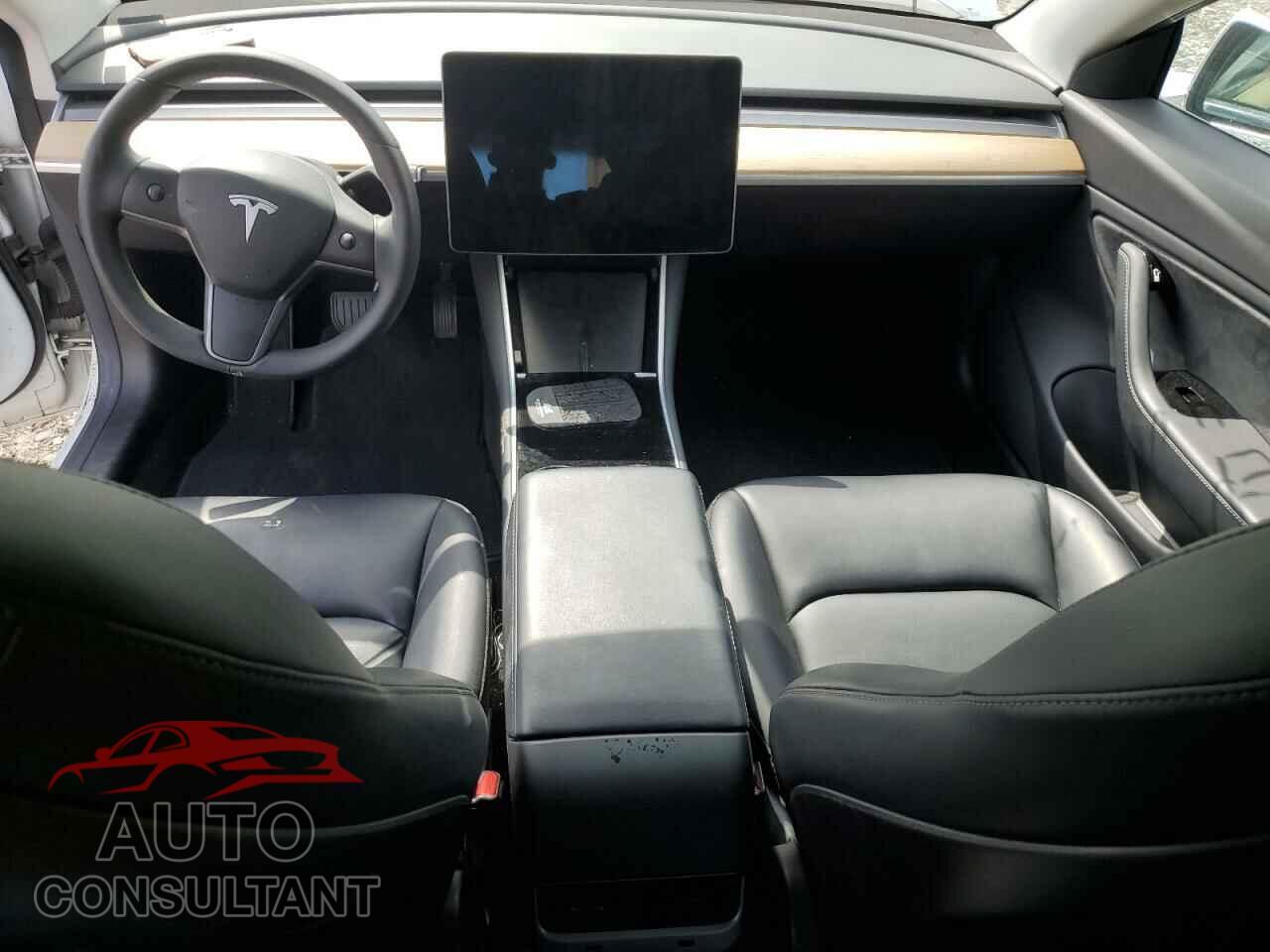 TESLA MODEL 3 2019 - 5YJ3E1EB8KF511569