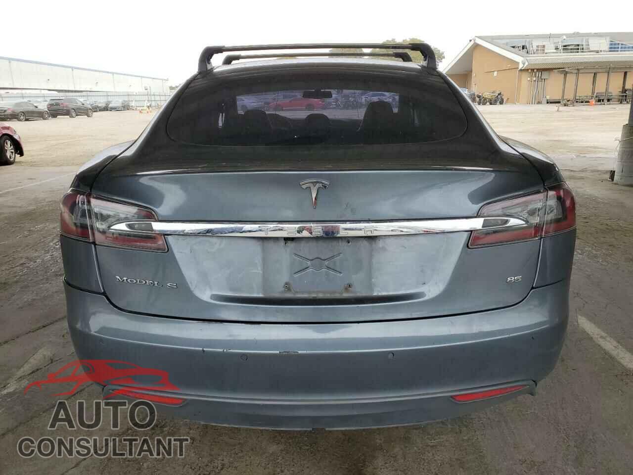 TESLA MODEL S 2013 - 5YJSA1CN0DFP20747