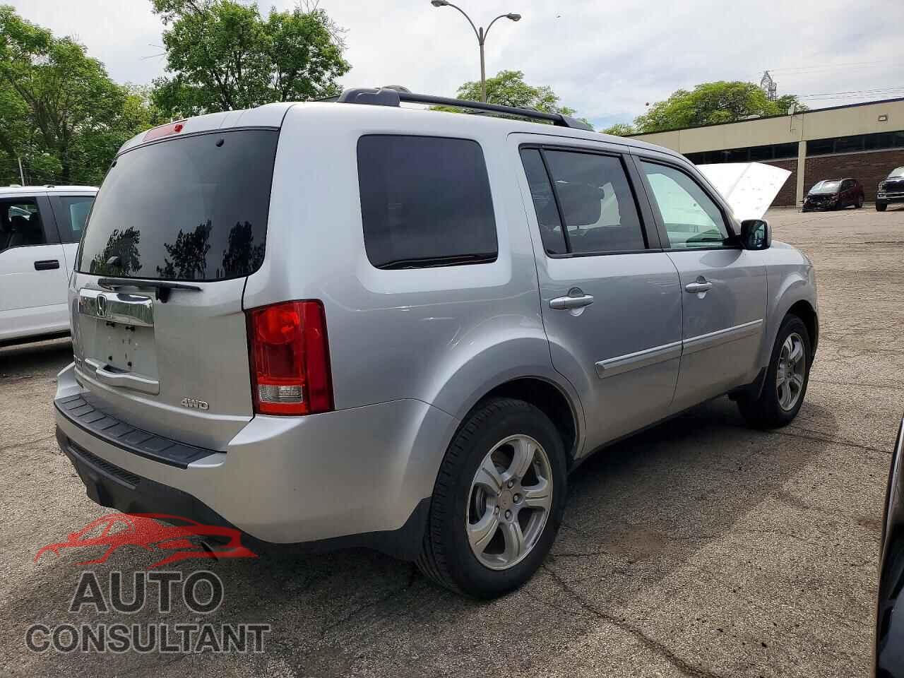 HONDA PILOT 2014 - 5FNYF4H50EB040547