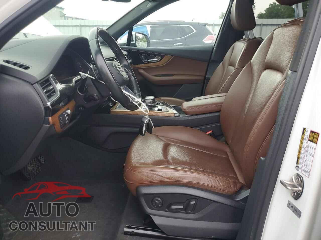 AUDI Q7 2017 - WA1VAAF78HD015230