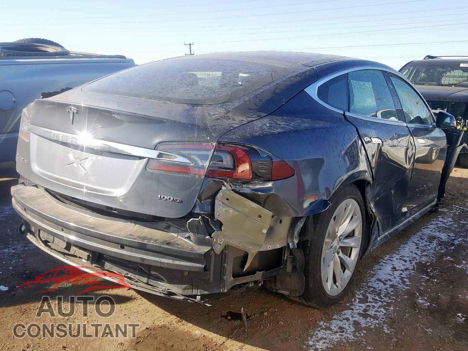 TESLA MODEL S 2017 - 5YJSA1E20HF198212