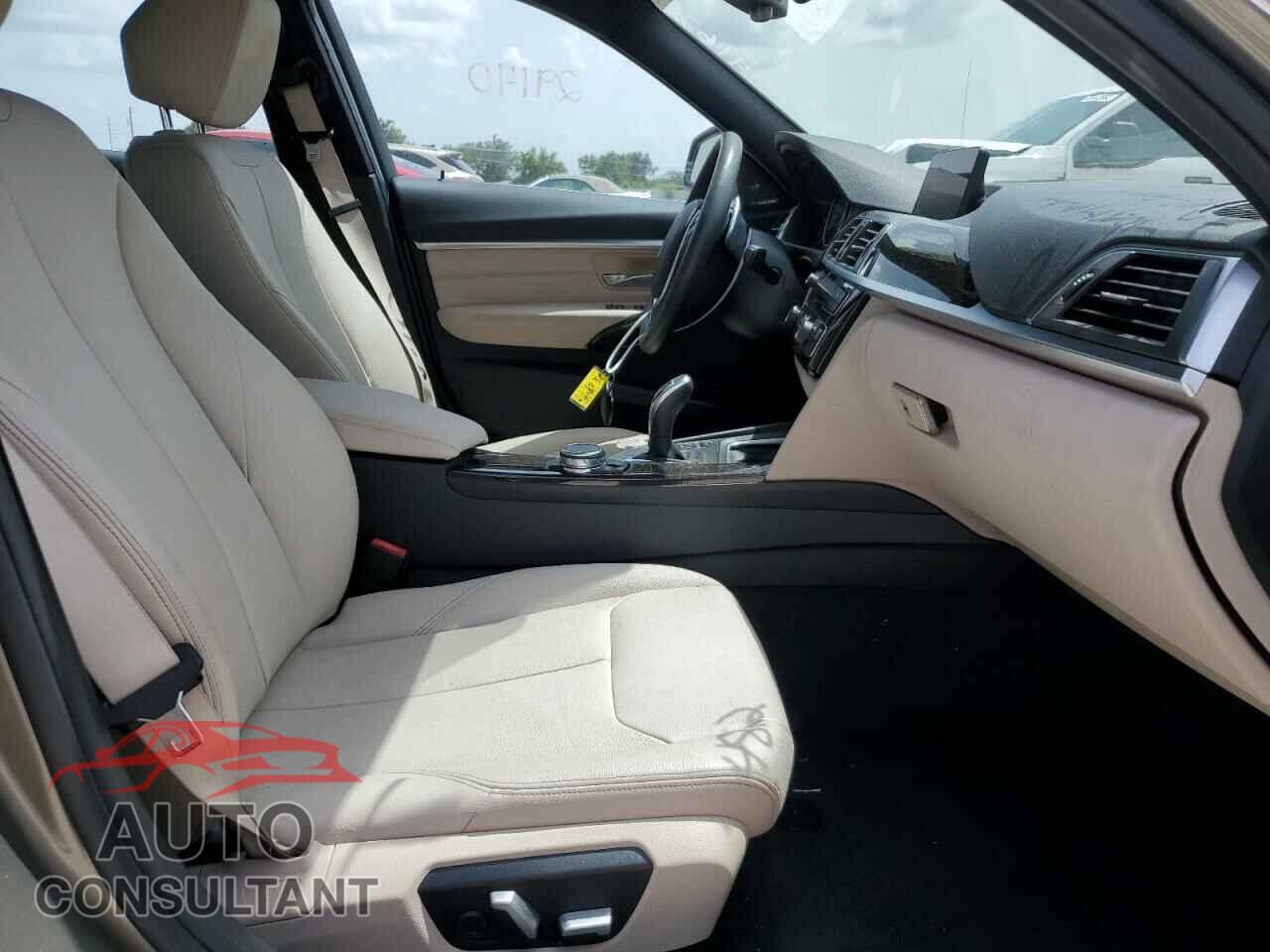 BMW 3 SERIES 2016 - WBA8E9G57GNU27860
