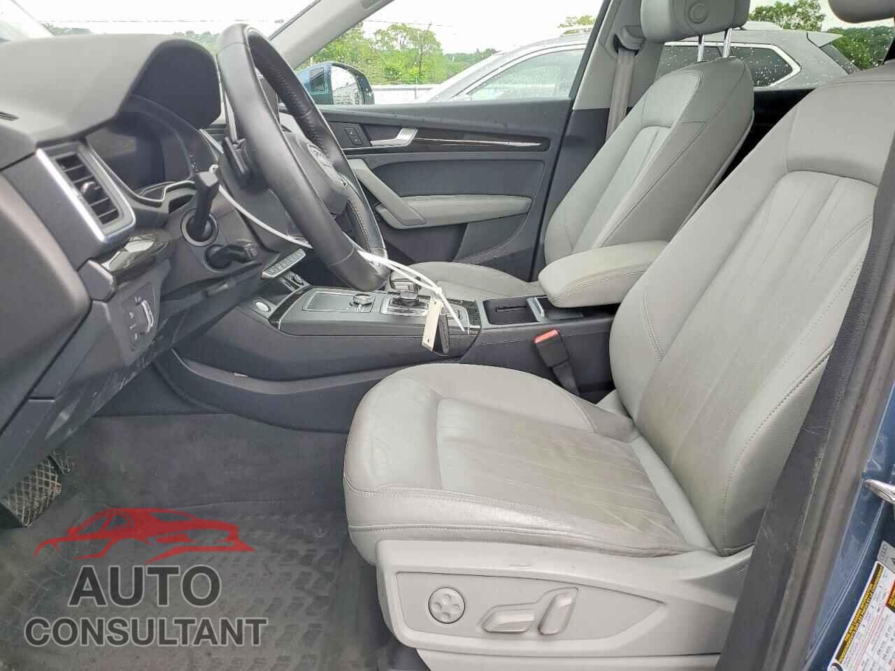 AUDI Q5 2018 - WA1BNAFY9J2223246