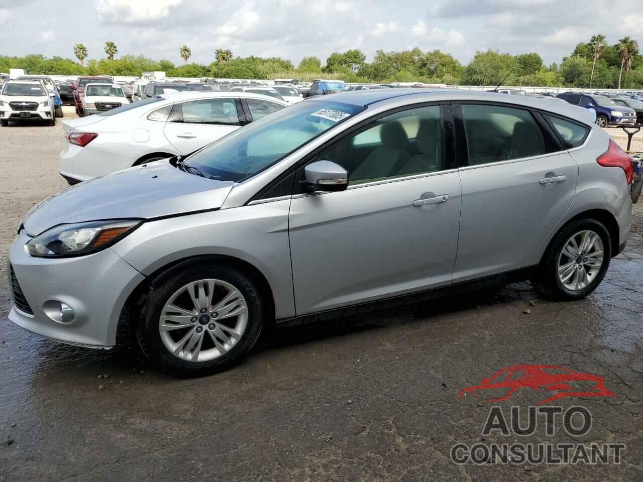 FORD FOCUS 2012 - 1FAHP3M28CL479319
