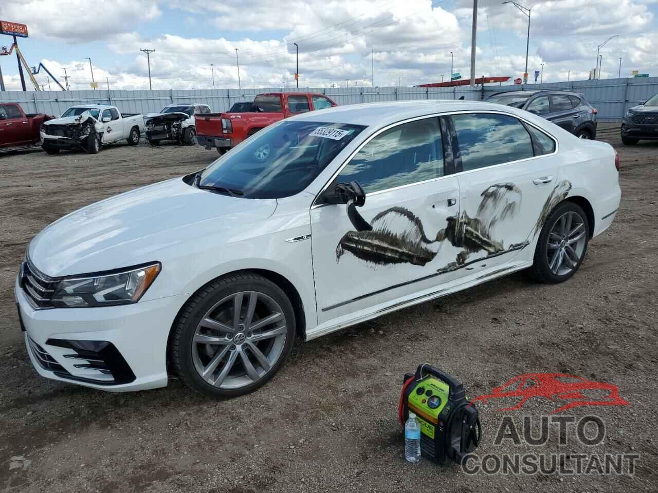 VOLKSWAGEN PASSAT 2017 - 1VWDT7A39HC018272
