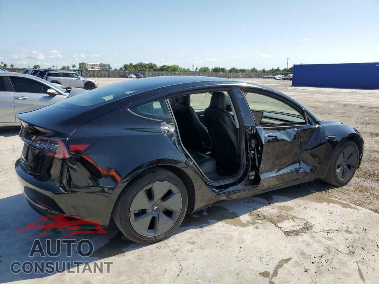 TESLA MODEL 3 2023 - 5YJ3E1EA1PF453125