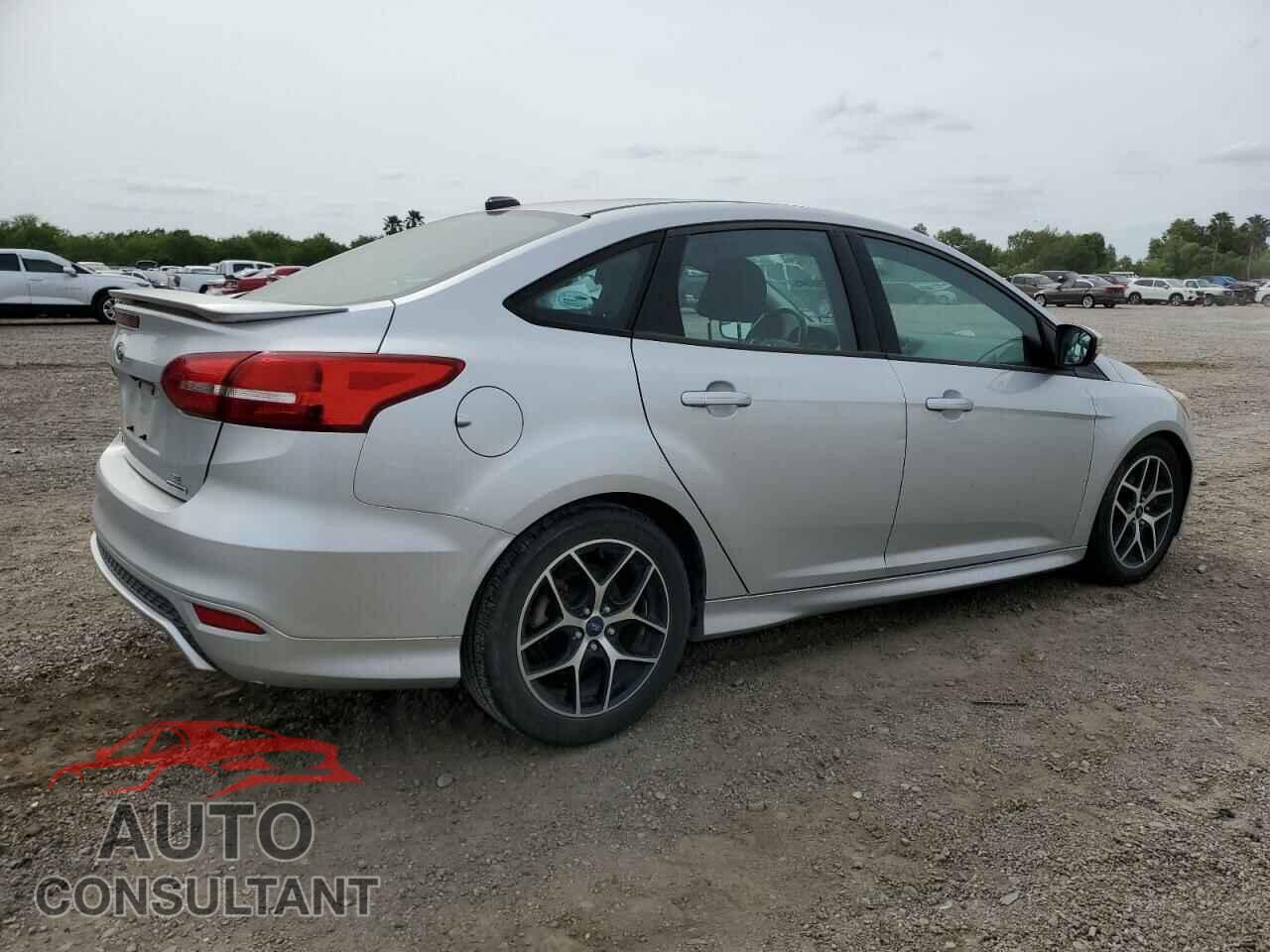 FORD FOCUS 2016 - 1FADP3F26GL404474