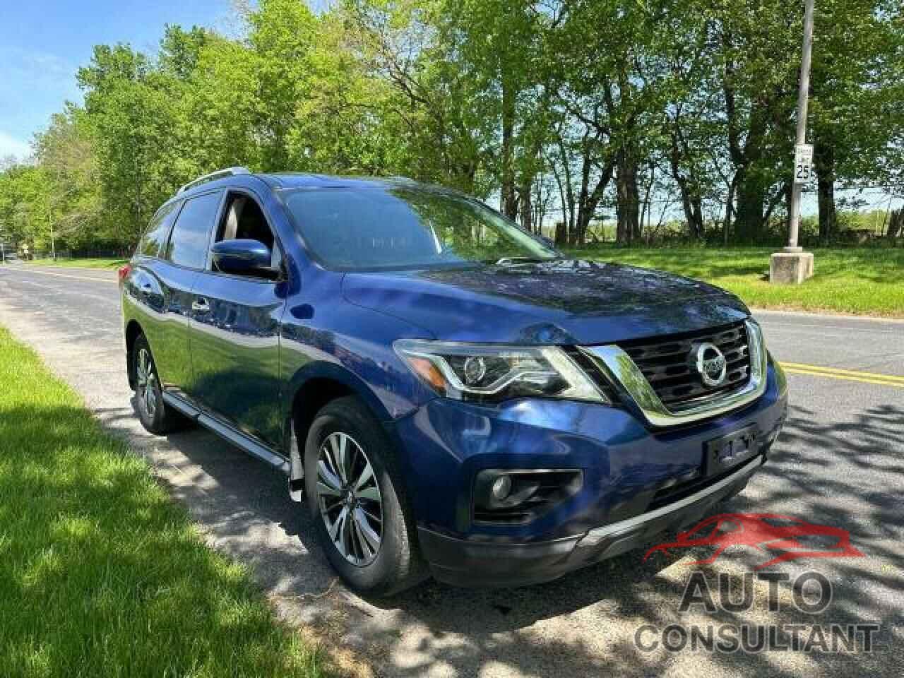 NISSAN PATHFINDER 2017 - 5N1DR2MM0HC640568