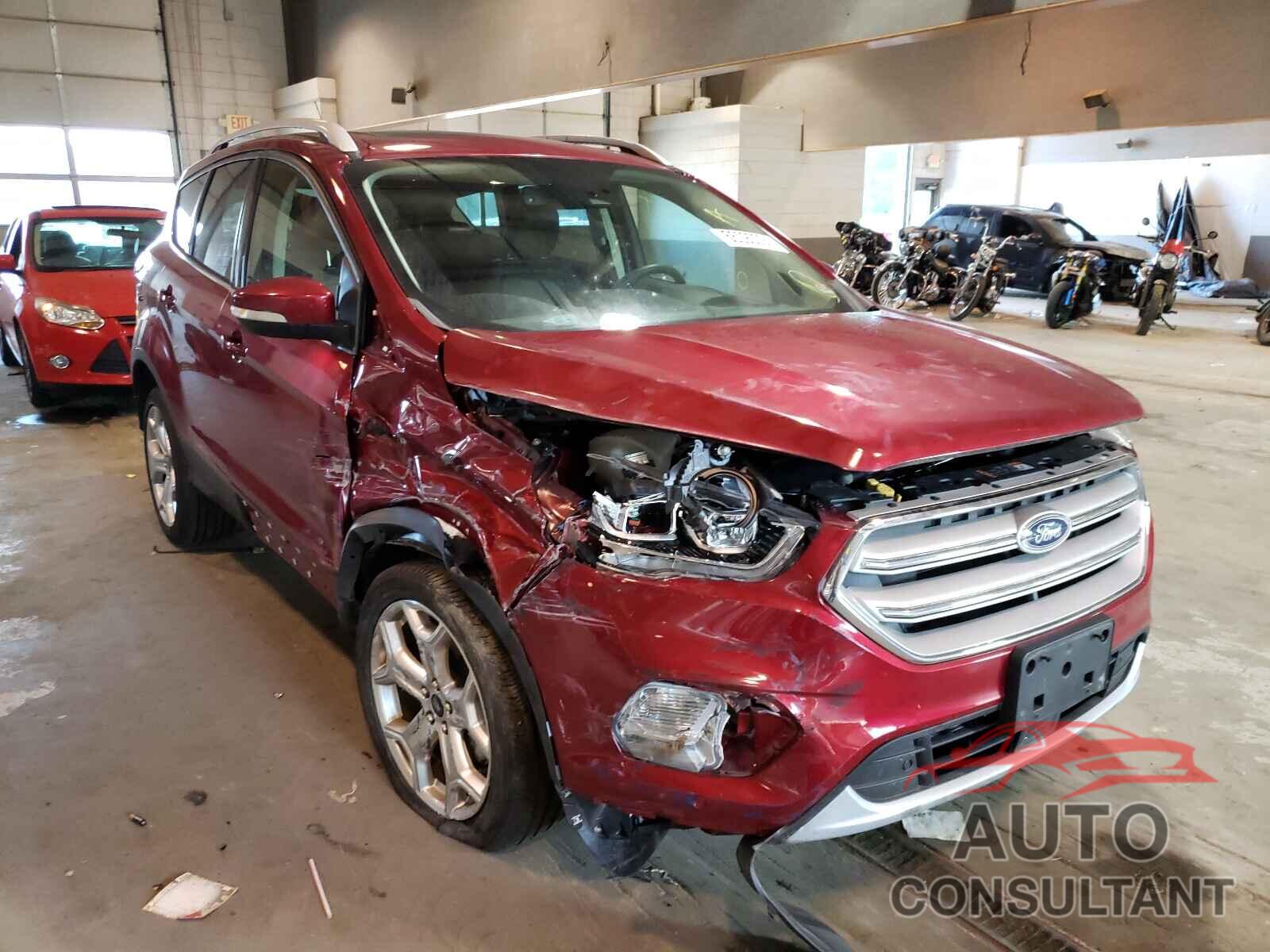 FORD ESCAPE 2019 - 1FMCU9J95KUA12784