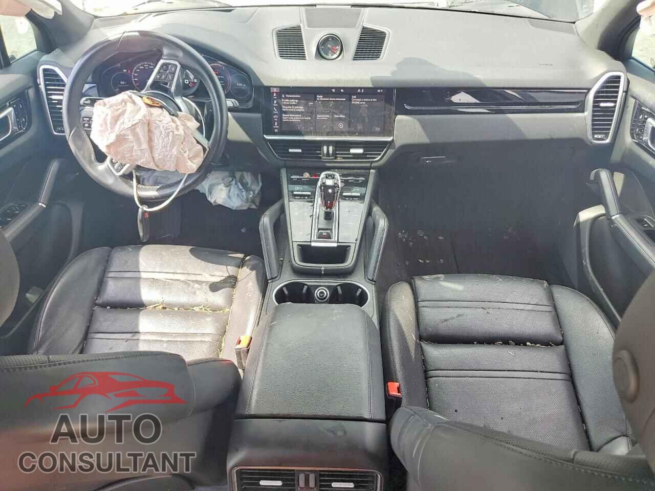 PORSCHE CAYENNE 2020 - WP1AA2AY0LDA10203