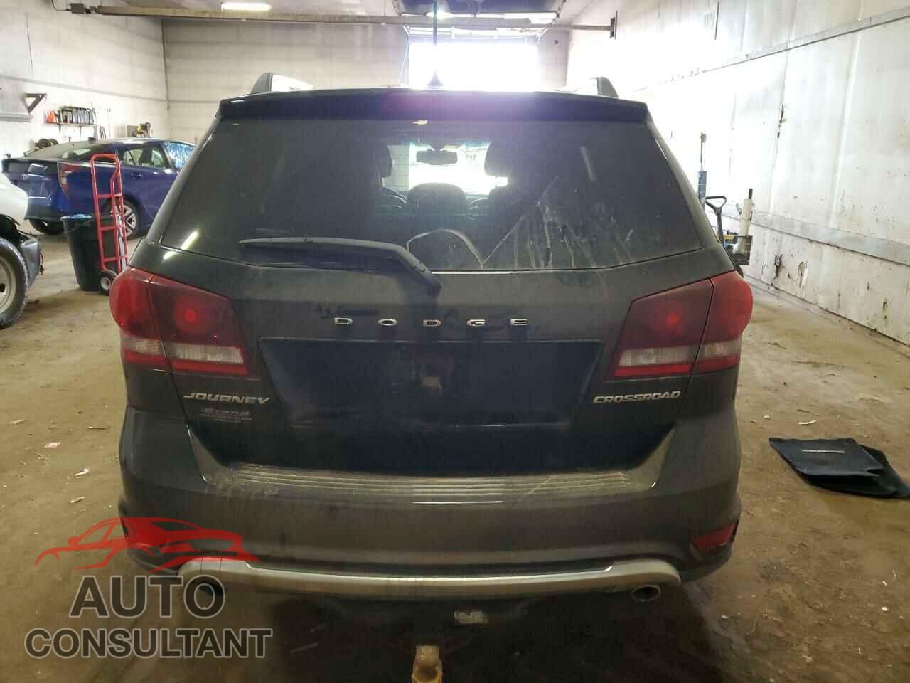 DODGE JOURNEY 2015 - 3C4PDCGG9FT650013