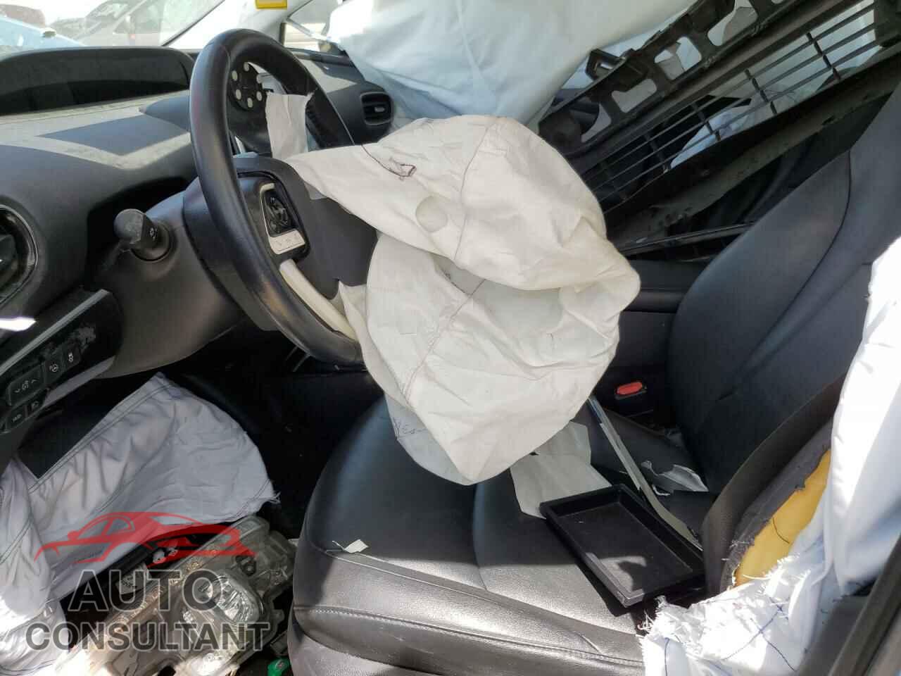 TOYOTA PRIUS 2017 - JTDKARFP9H3049237
