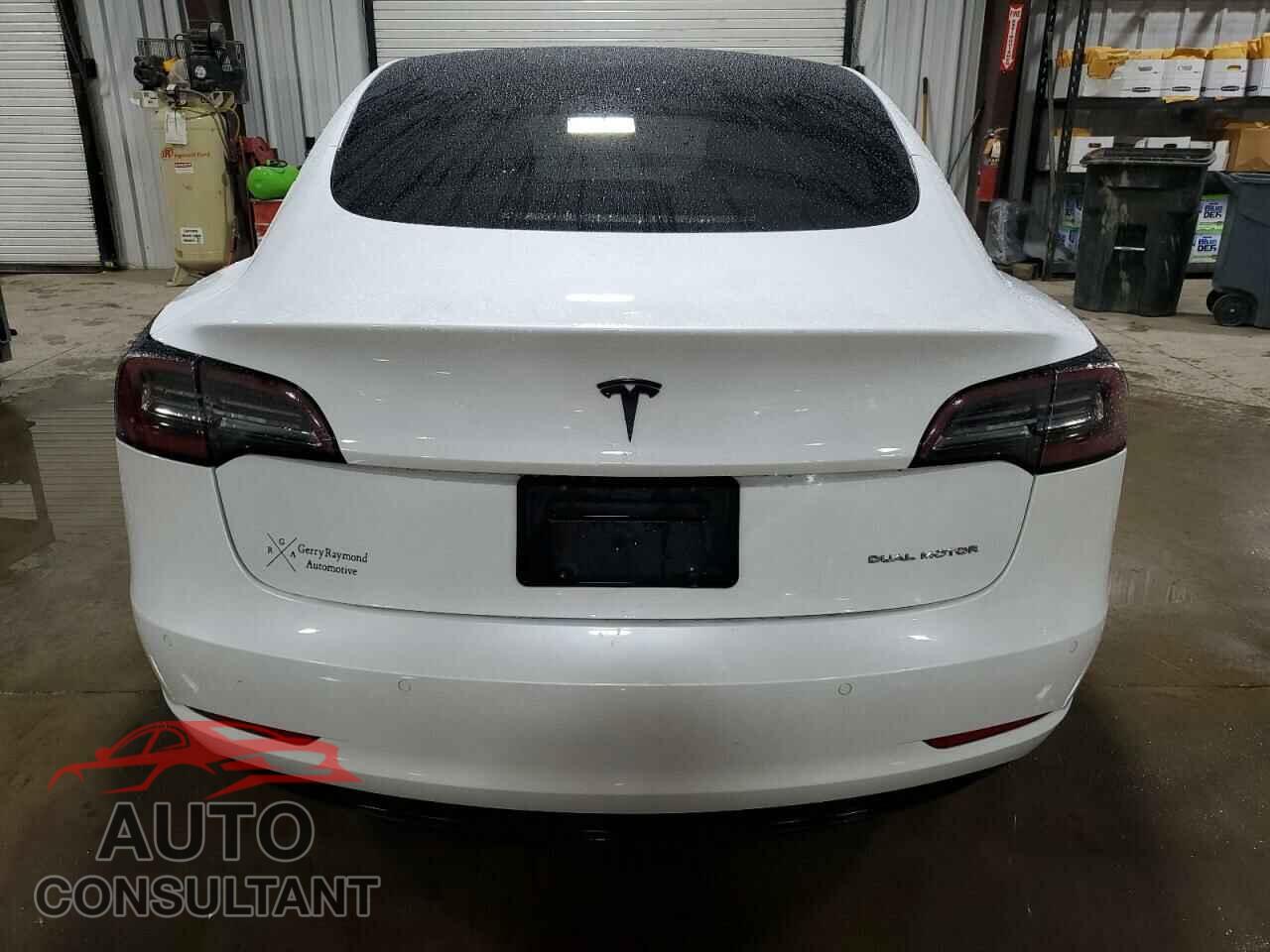 TESLA MODEL 3 2021 - 5YJ3E1EB0MF855156