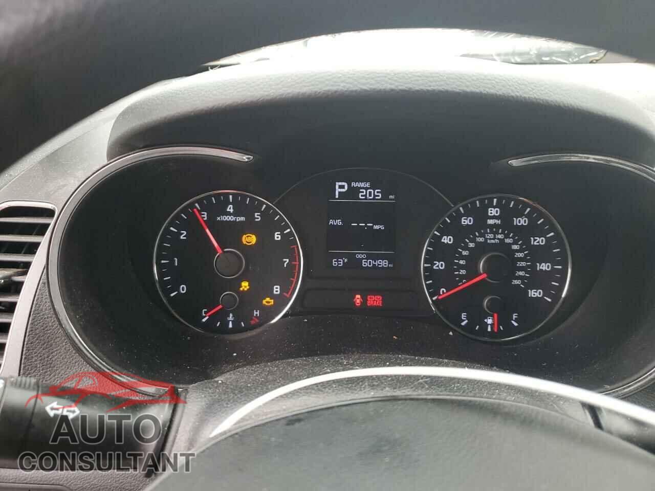 KIA FORTE 2017 - KNAFK5A82H5676094