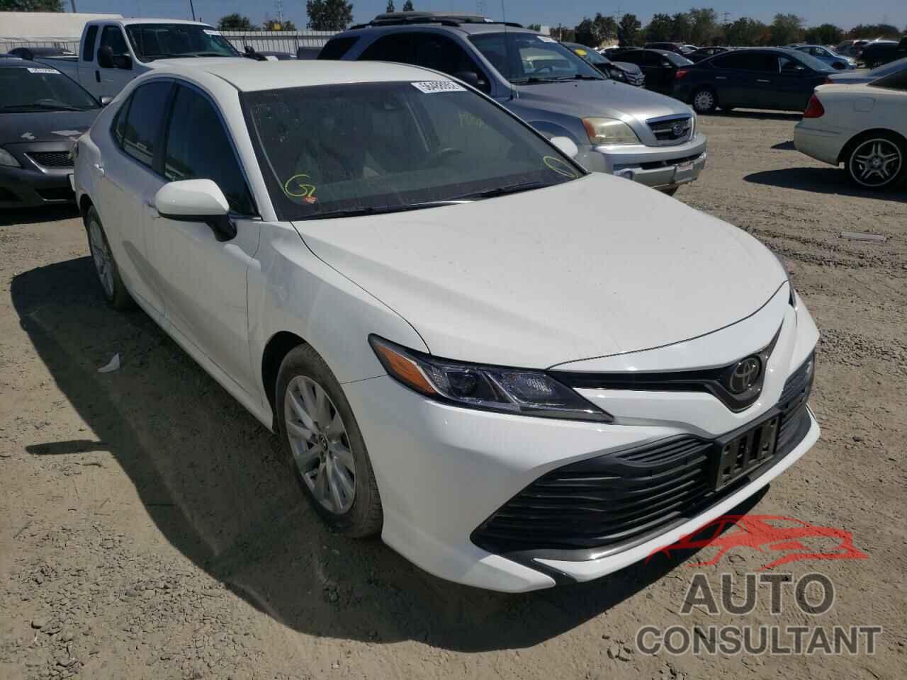 TOYOTA CAMRY 2018 - JTNB11HK2J3058043