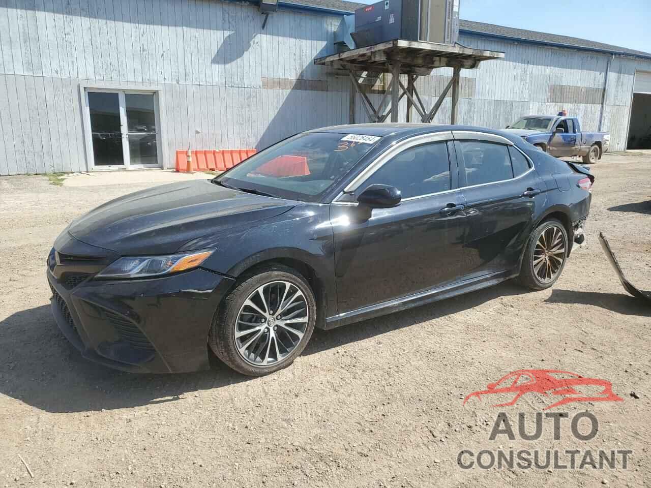 TOYOTA CAMRY 2018 - JTNB11HK1J3035580