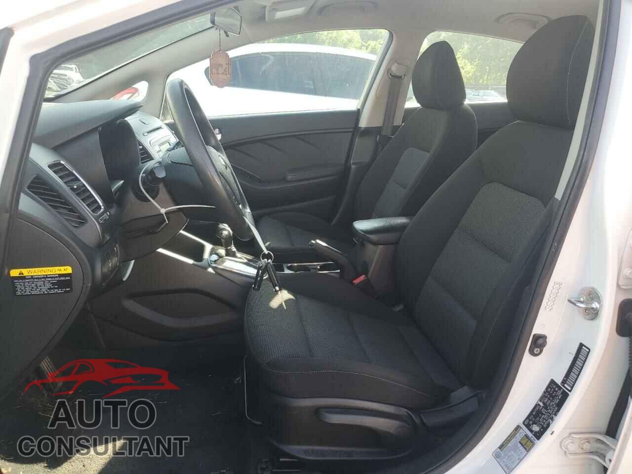 KIA FORTE 2017 - 3KPFK4A77HE043096