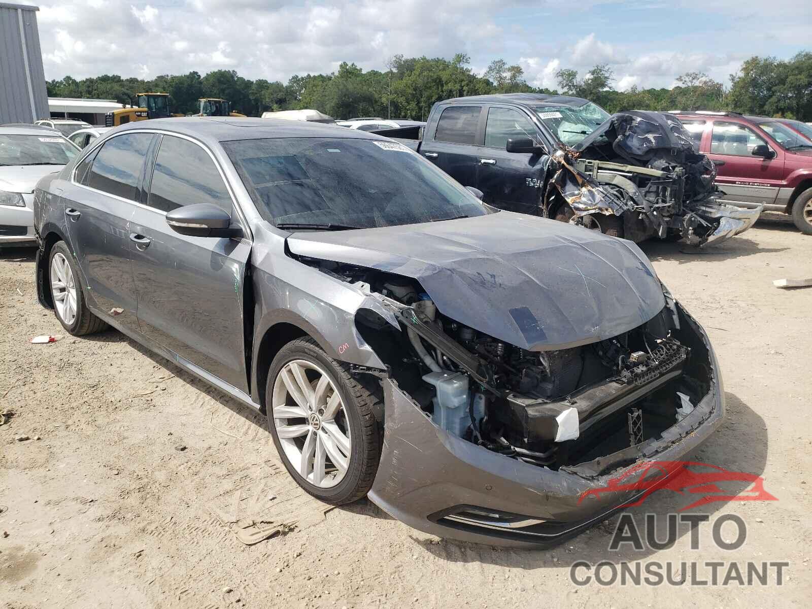 VOLKSWAGEN PASSAT 2018 - 1VWBA7A32JC026197
