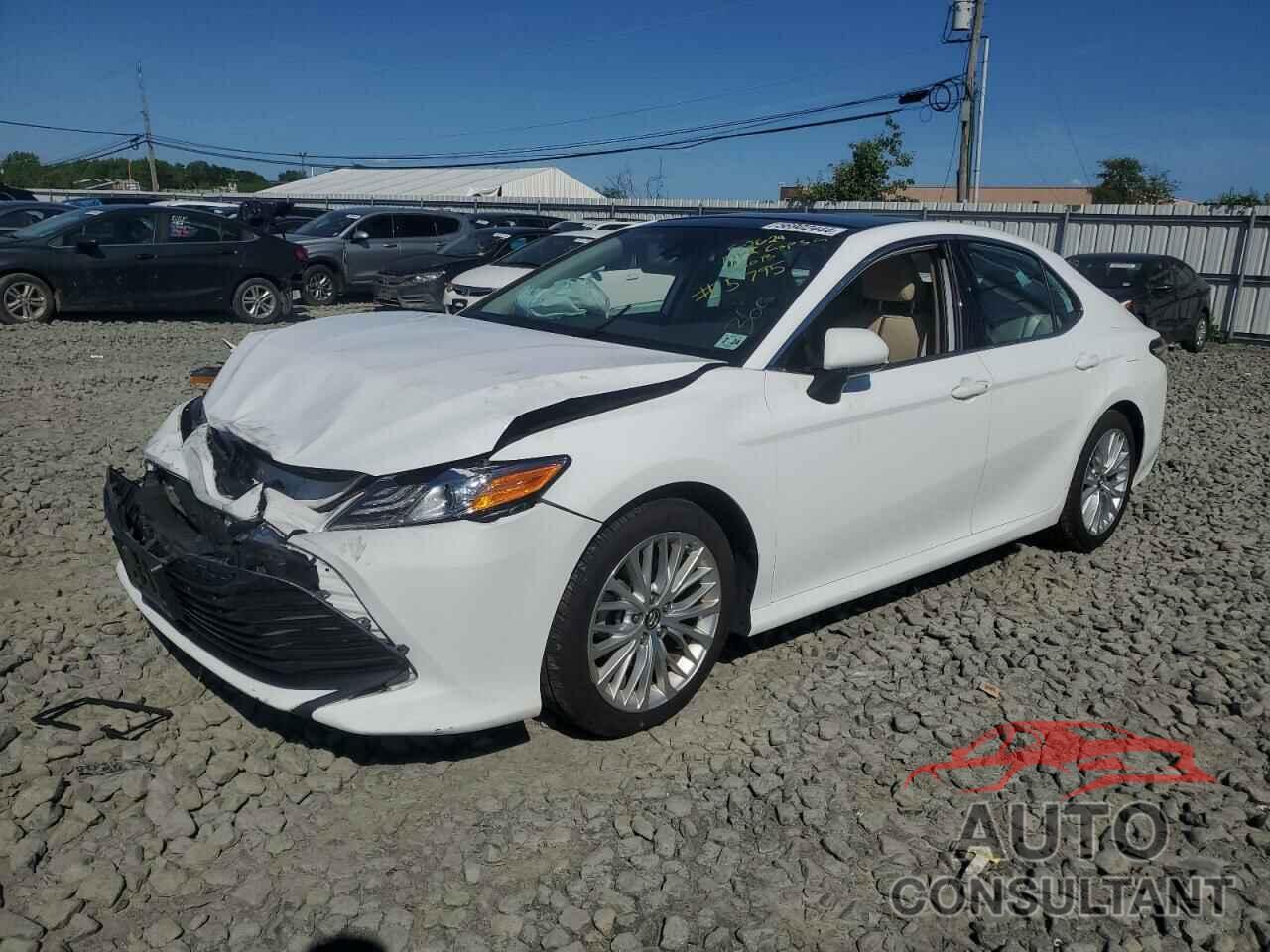TOYOTA CAMRY 2019 - 4T1B11HK1KU755795